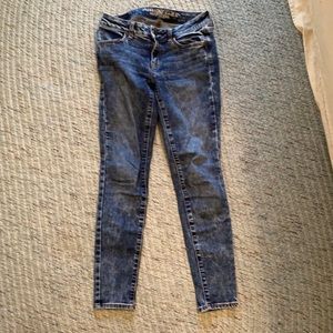 Size 4 short American Eagle acid wash jeans